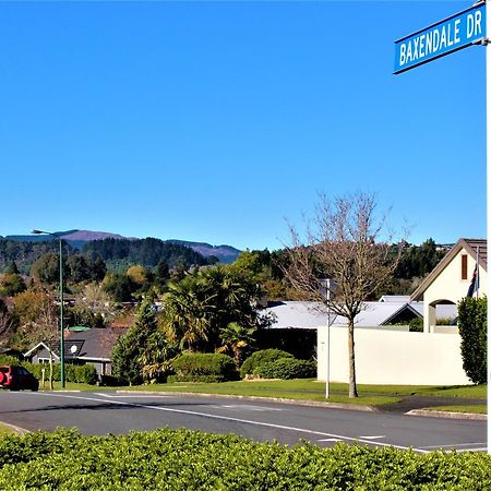 Family Getaway Villa Rotorua Kültér fotó